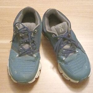 On "Cloudflyer" Blue Running Shoes in Size 8.5